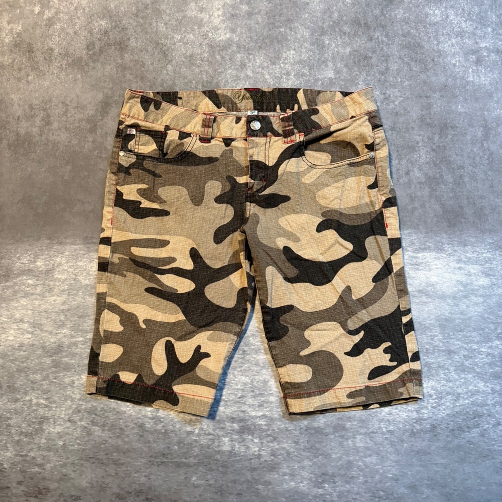 Y2K Younique Womens Camo Bermuda Shorts Capris Size 11 Green Brown Camouflage